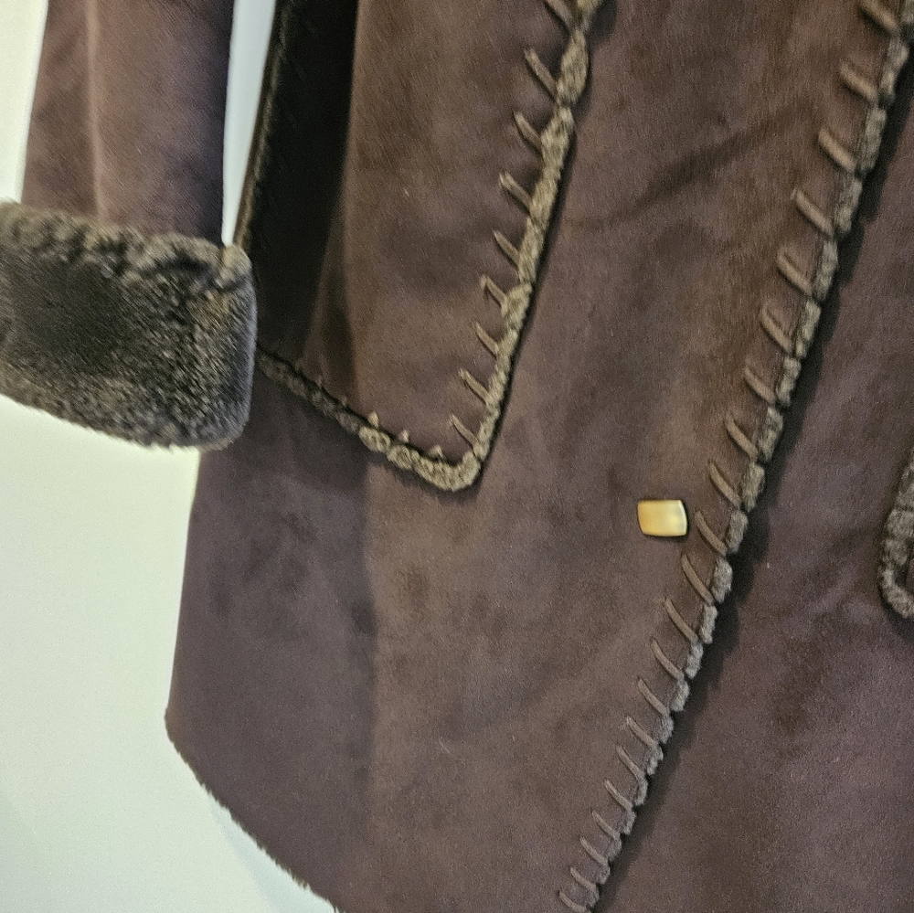 Shearling long coat. Size M. Real fur trim. - Picture 3 of 16